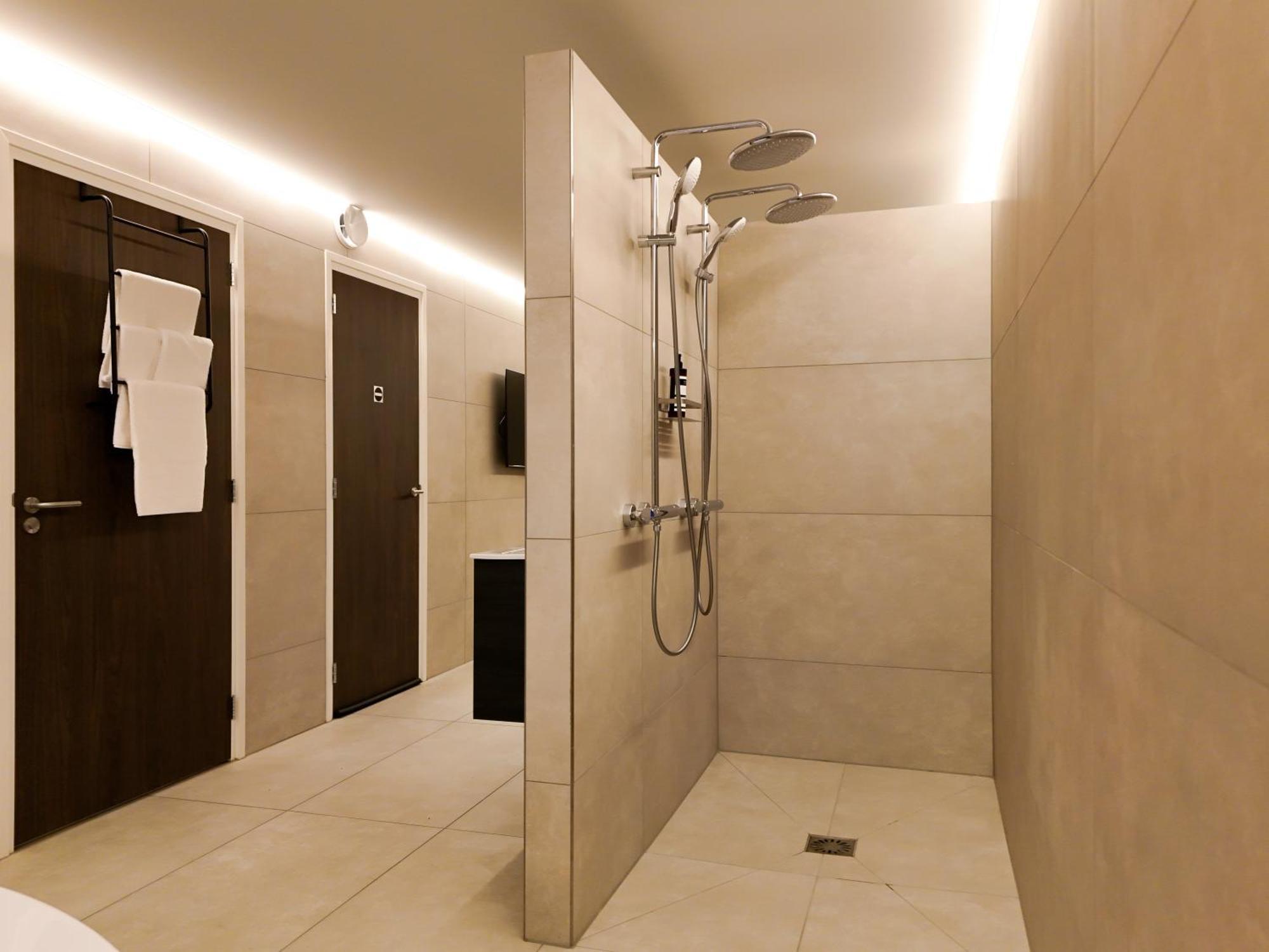 Hike & Bike Hotel Noordwolde  Extérieur photo
